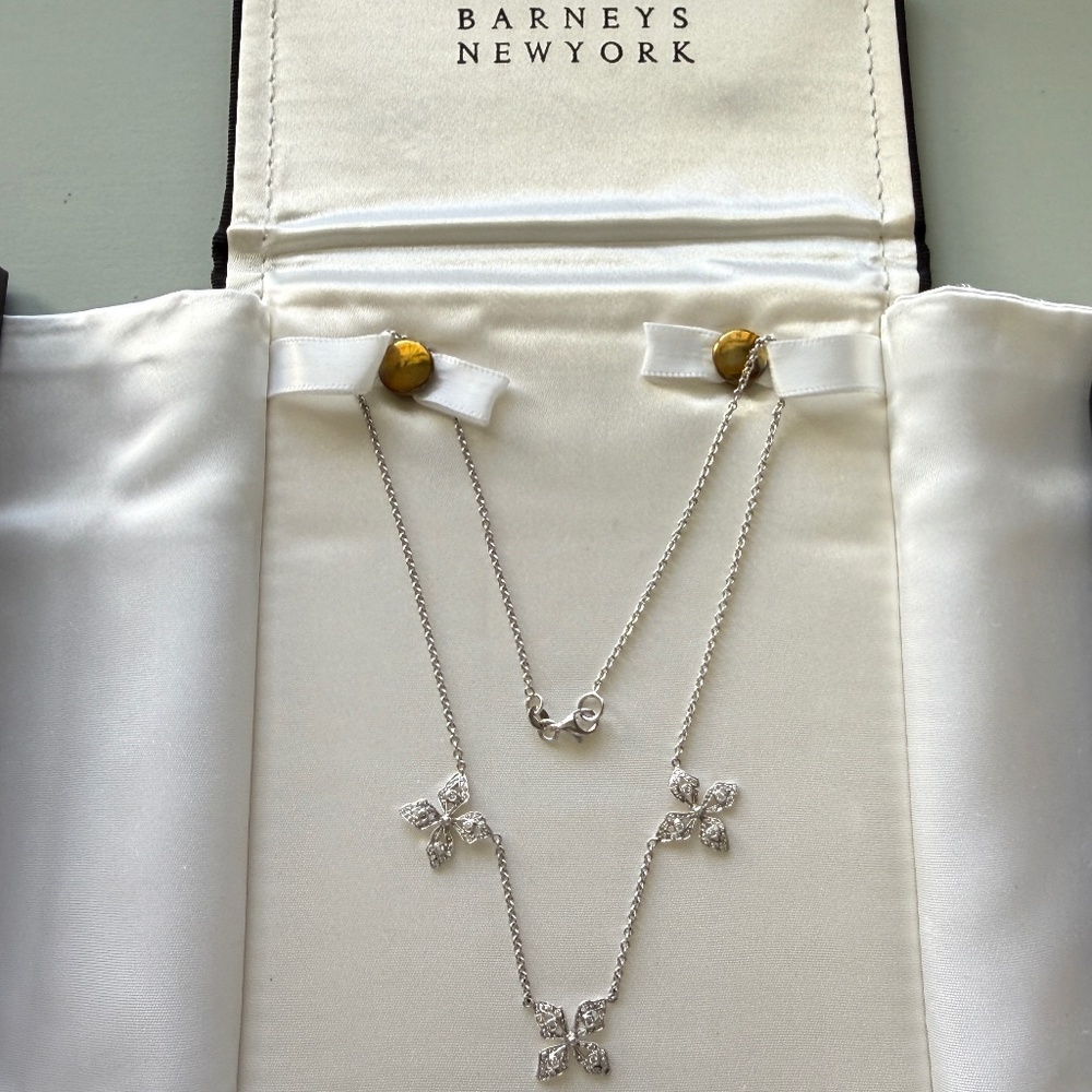 Designer CATHY WATERMAN Platinum Diamond 3 Flower Station Pendant Chain Necklace